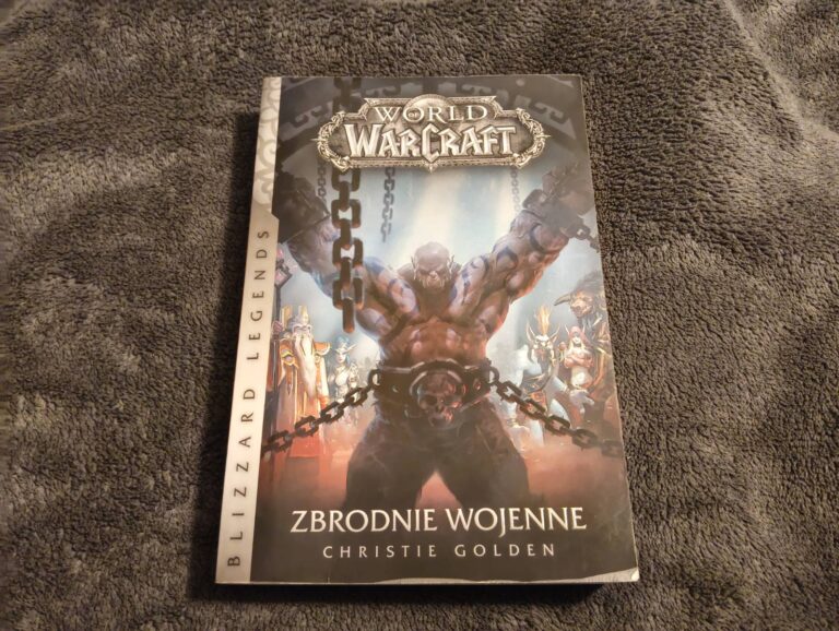 Zdjęcie pokazujące książkę Zbrodnie Wojenne