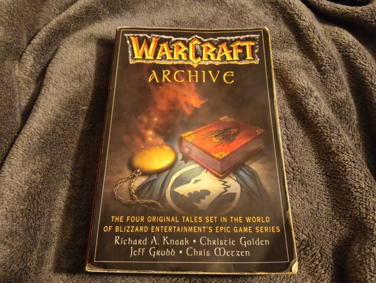 Zdjęcie przedstawiające okładkę książki Warcraft Archive