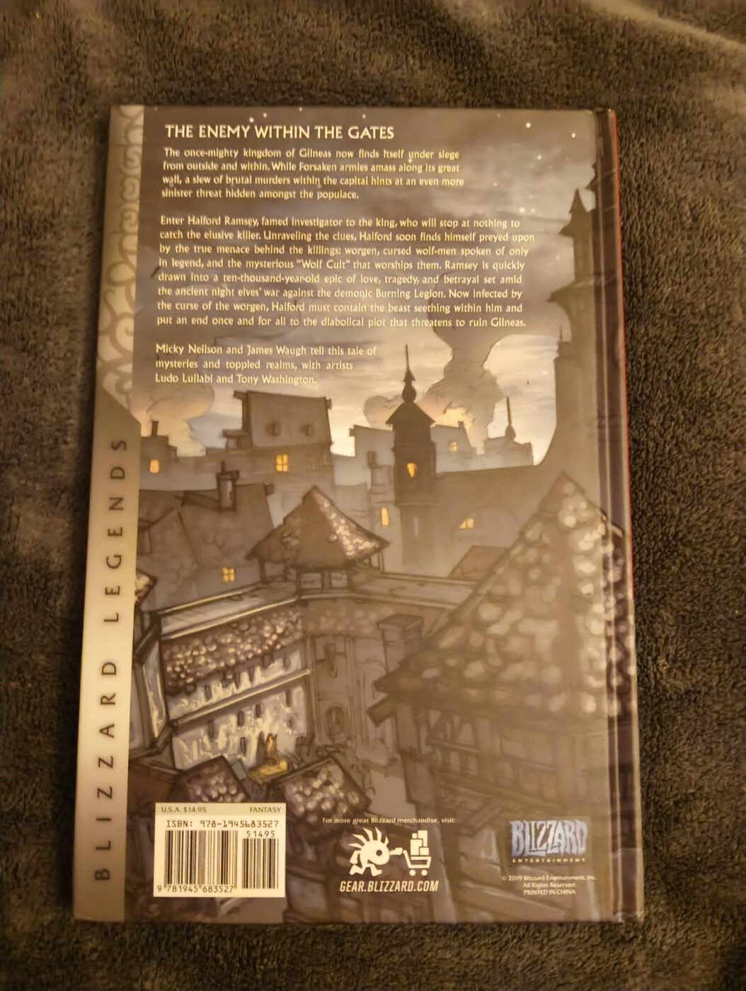 Zdjęcie pokazujące tylną okładkę komiksu Curse of the Worgen
